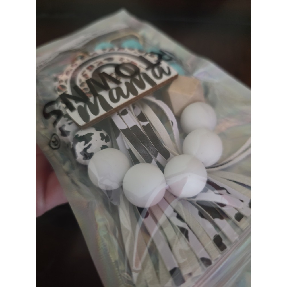 Mama Teal And White Tassel Keyring - Picture 4 of 5